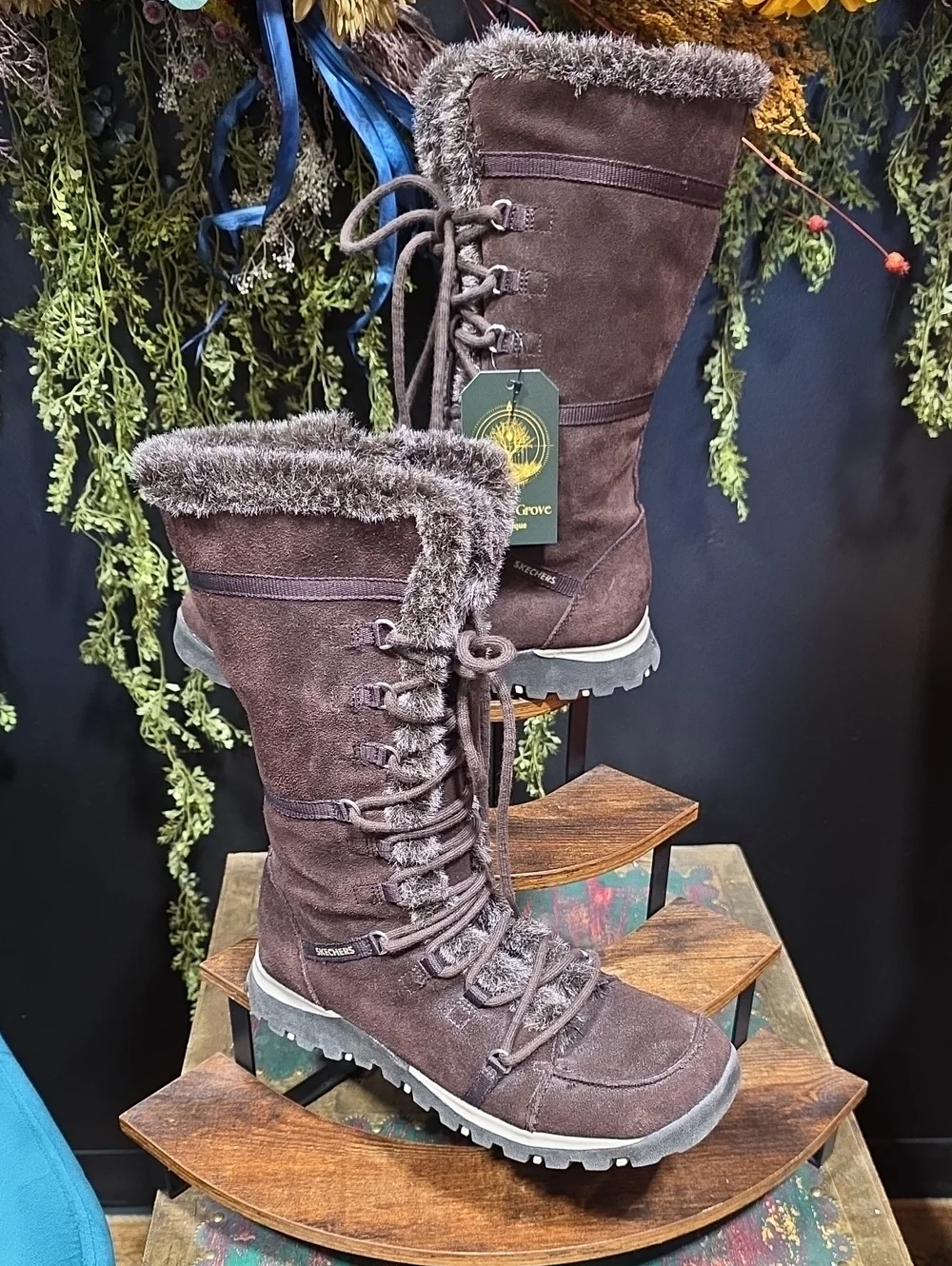 Skechers Women's Dark Brown Suede & Faux Fur-Lined Lace-Up Winter Boots